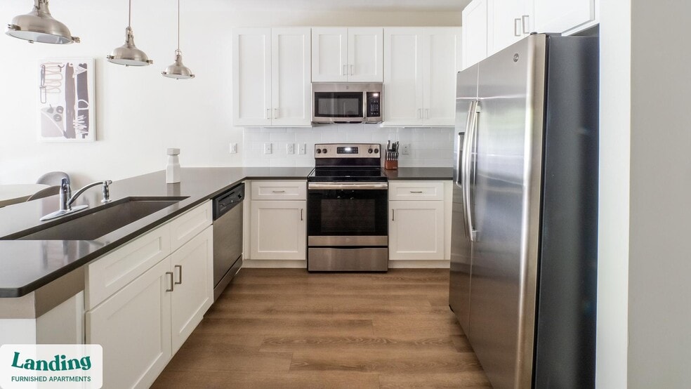 Building Photo - 202 Promenade Vista St