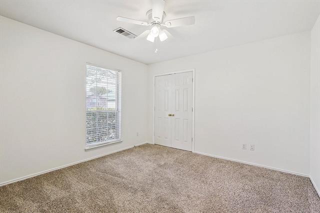 Building Photo - 3124 Creekside Dr