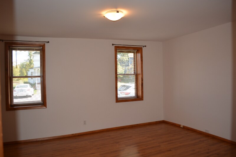 Building Photo - 4797 Clinton St