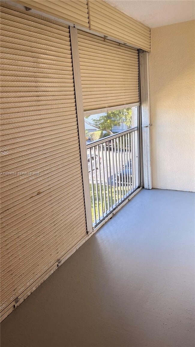 Building Photo - 200 SW 132nd Way