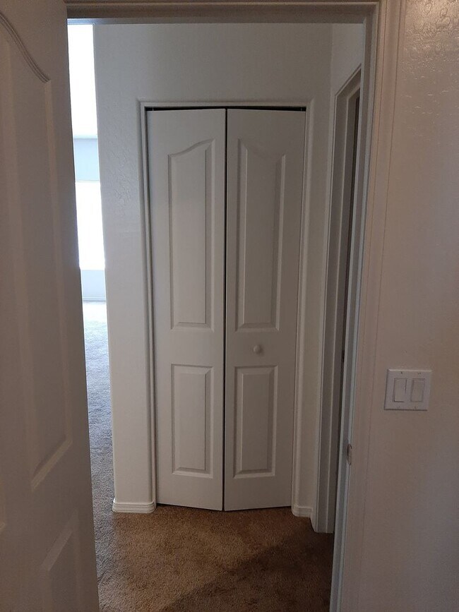 Building Photo - Cute Condo in Beautiful Yavapai Hills Community In Prescott