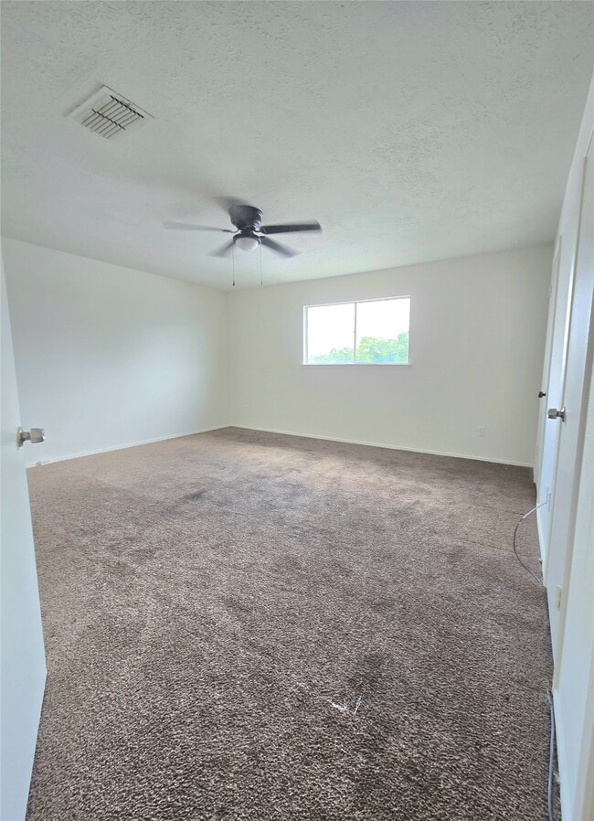 Building Photo - 7063 Chasewood Dr