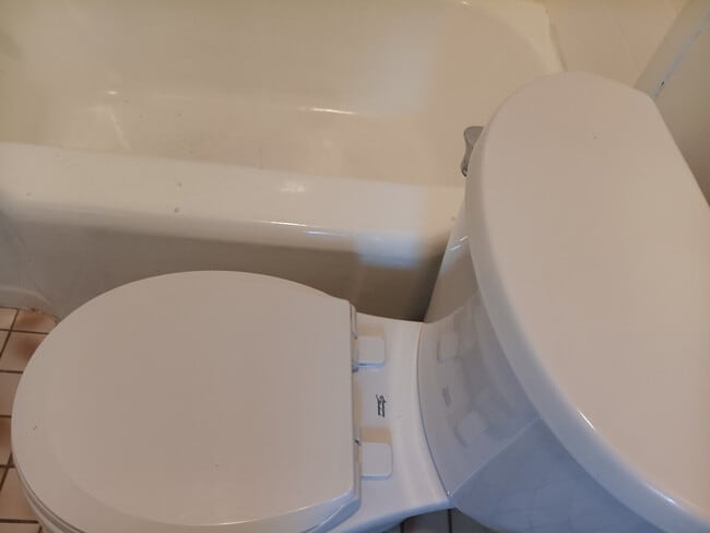 Building Photo - 280 Plainfield St