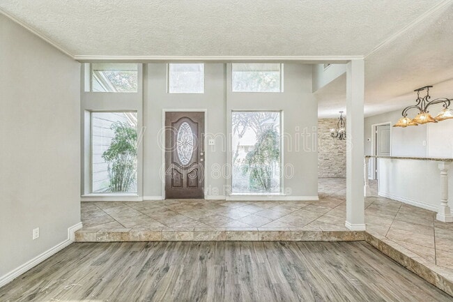 Building Photo - 16022 Spinnaker Dr