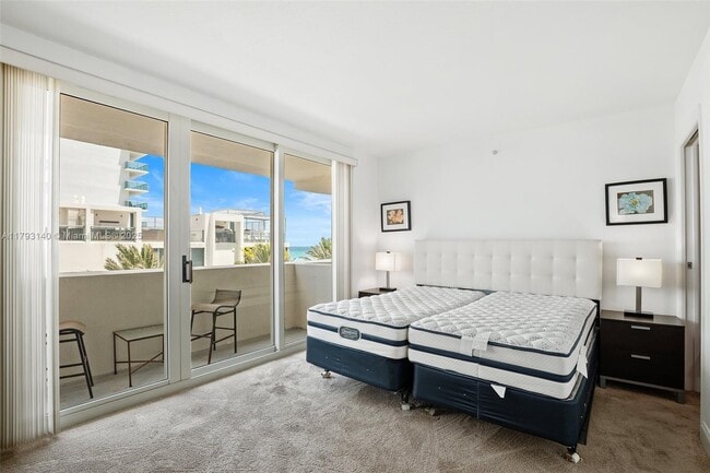 Building Photo - 9499 Collins Ave