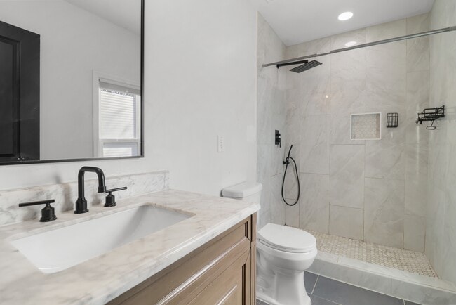 Building Photo - 106 Stacker Dr