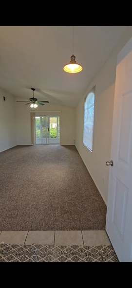 Building Photo - 4225 San Rafael Ave