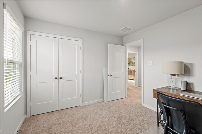 Building Photo - 123 Alset Dr