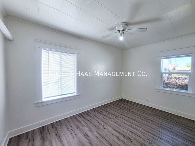 Building Photo - 2068 Linden Ave