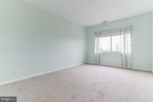 Building Photo - 12001 Old Columbia Pike