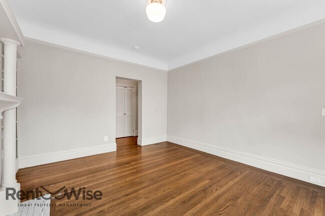 Building Photo - 1287 4th Ave