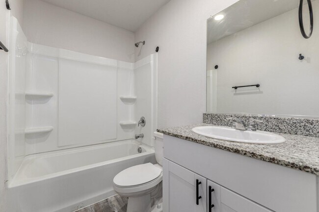 Building Photo - 14514 S Vera Cruz Rd