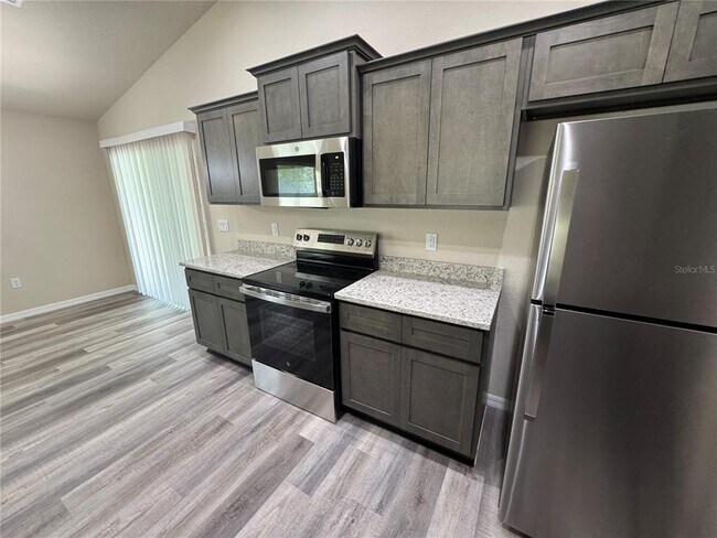 Building Photo - 6344 N Matheson Dr