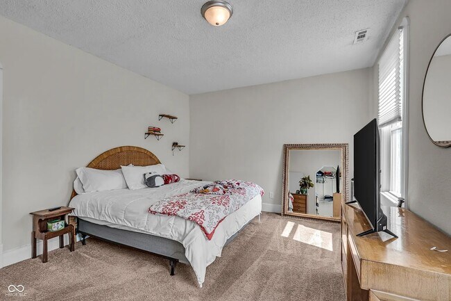 Building Photo - 2508 Carrollton Ave