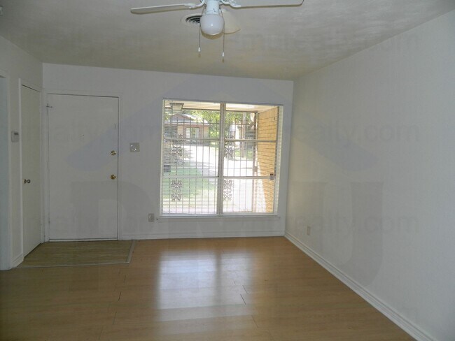 Building Photo - 7826 Overridge Dr