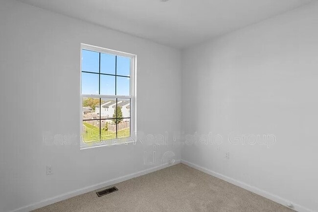 Building Photo - 39 Stix Ln