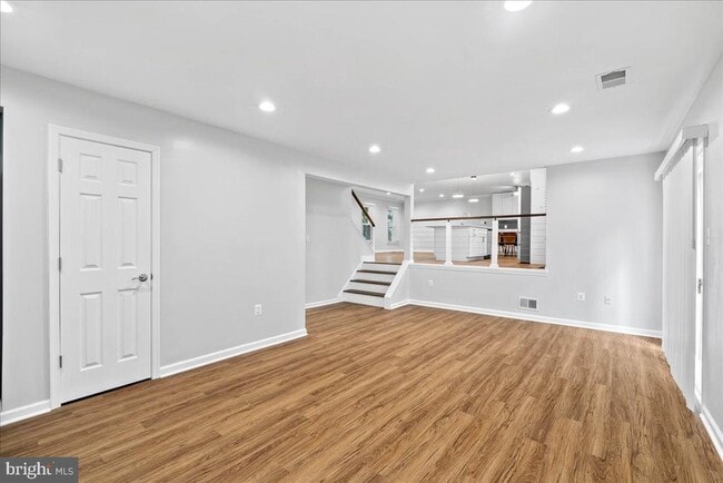 Building Photo - 9303 Macswain Pl