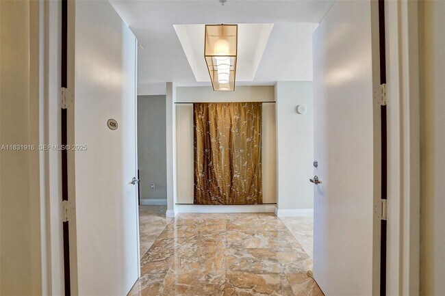 Building Photo - 18101 Collins Ave