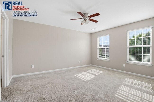 Building Photo - Gorgeous 4 bedroom brick home with bonus room and washer and dryer included! TRIPLE ROCKVALE SCHO...