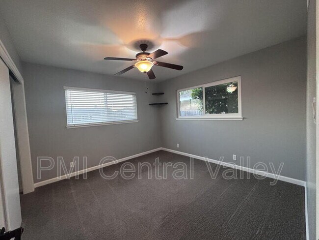 Building Photo - 1314 Carolyn Ave