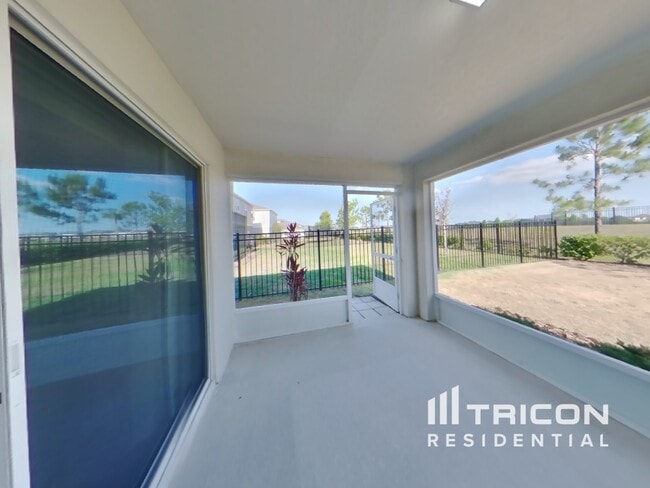 Building Photo - 14607 Brumby Ridge Ave