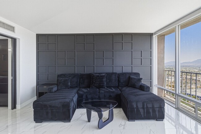 Building Photo - 3111 Bel Air Dr