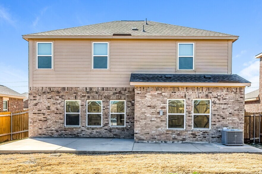 Building Photo - 1226 Juniper Dr