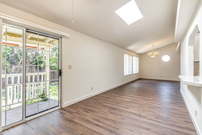 Building Photo - Spacious 4-Bedroom Home in Prime Milpitas