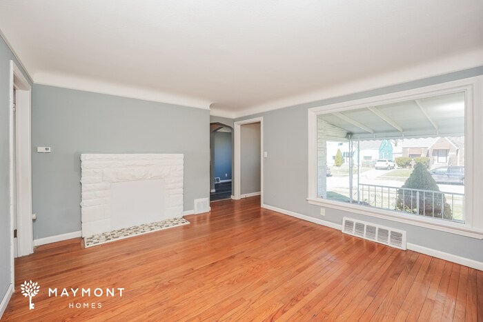 Building Photo - 15804 Throckley Ave