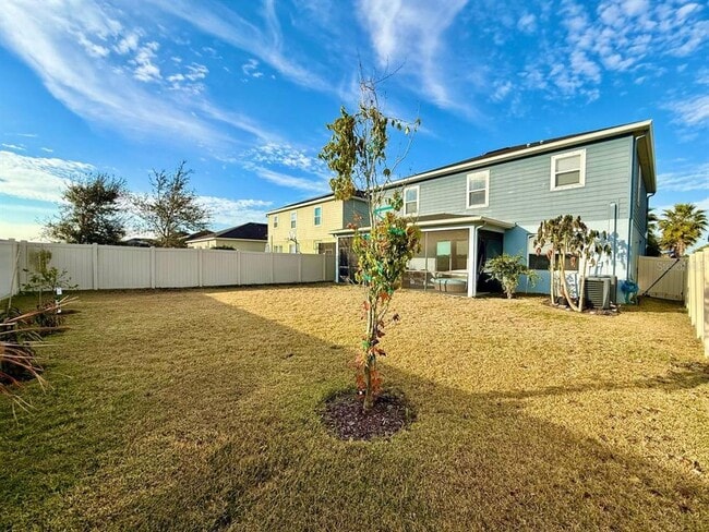 Building Photo - 12258 Blue Pacific Dr