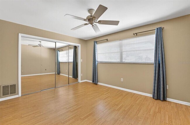 Building Photo - 2111 Paddock Cir