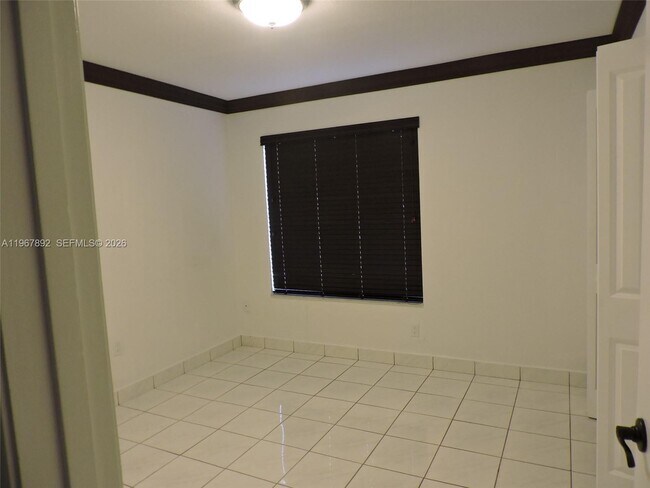 Building Photo - 10753 SW 142nd Ct