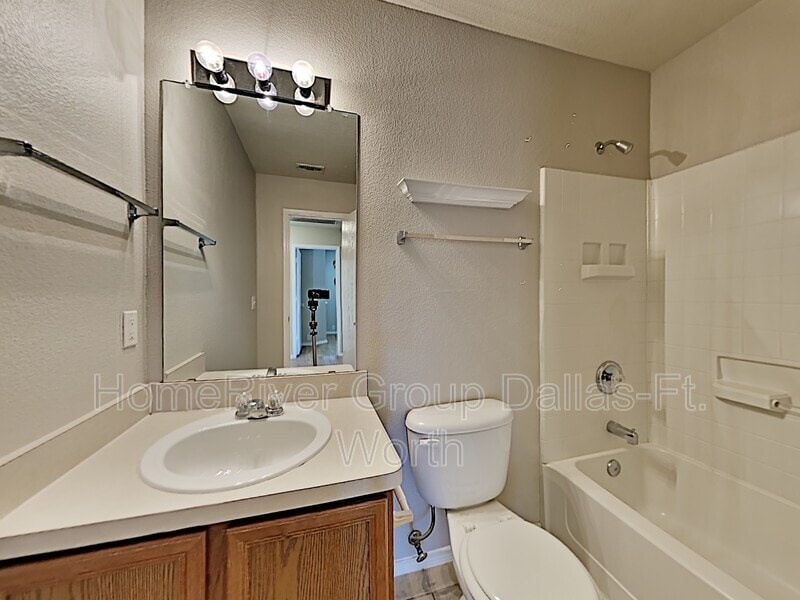 Building Photo - 4504 Napa Valley Dr