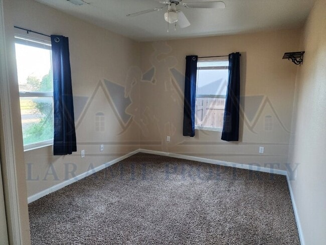 Building Photo - 1256 N 6th St