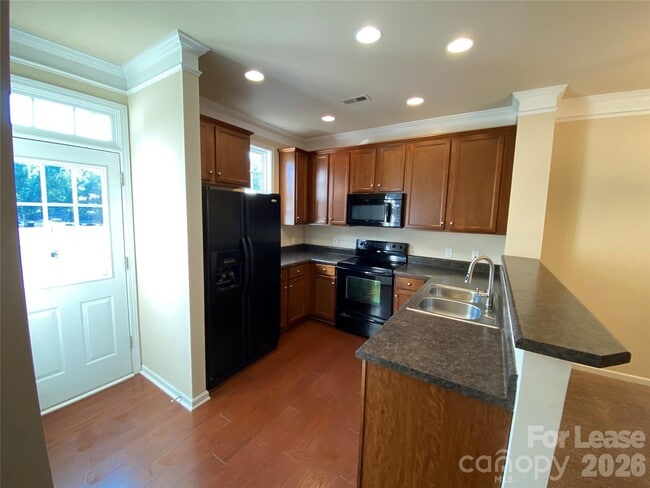 Building Photo - 9537 Longstone Ln
