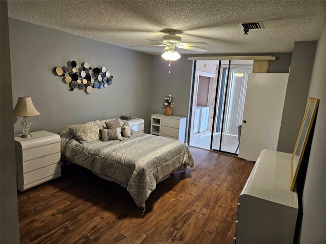 Building Photo - 5203 Europa Dr