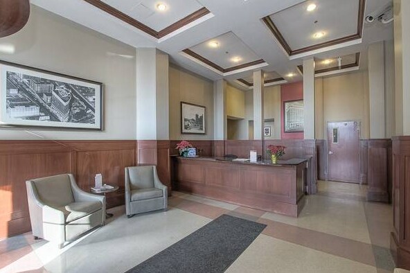 Building Photo - 2107 Grand Blvd