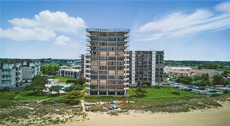 Building Photo - 2830 Shore Dr