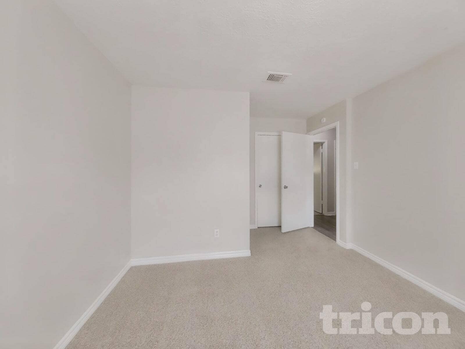 Building Photo - 5519 Bridgegate Dr