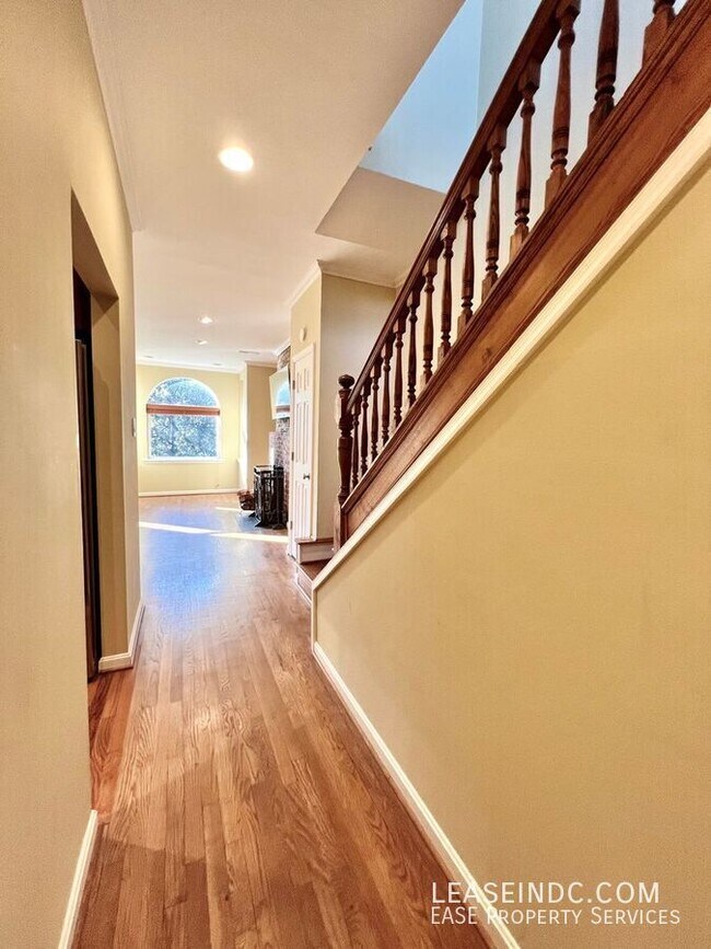 Building Photo - 1433 S Street NW-#3