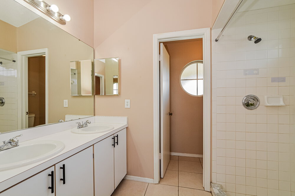 Building Photo - 3100 Orchard Pl