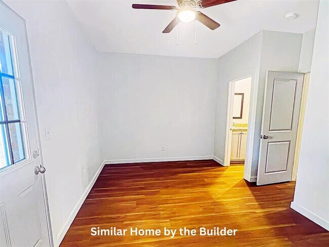 Building Photo - 914 SW D Ave