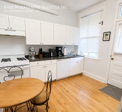 Building Photo - 836 W Bradley Pl
