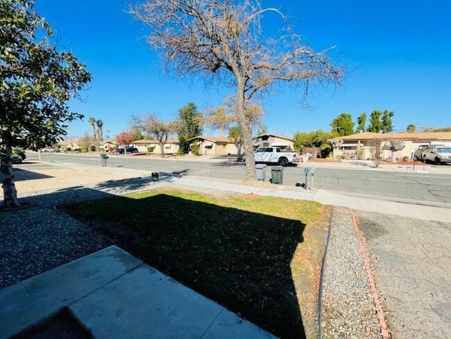 Building Photo - 2253 San Bernardo Ave