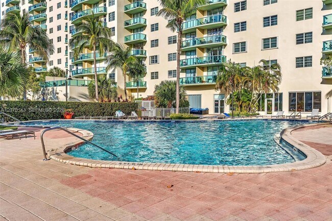 Building Photo - 19390 Collins Ave