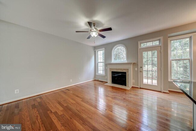 Building Photo - 6138 Manchester Park Cir