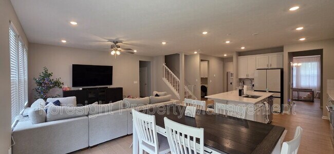 Building Photo - 653 Mill Stone Dr