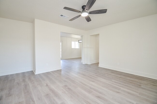 Building Photo - 4434 McCleester Dr