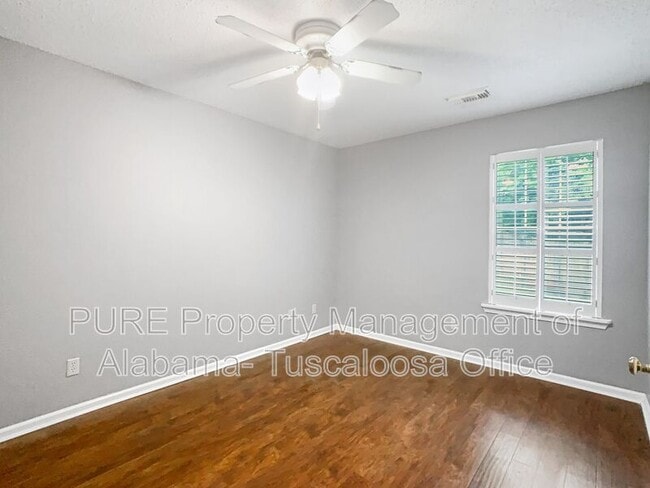 Building Photo - 2751 Meadowlark Ln