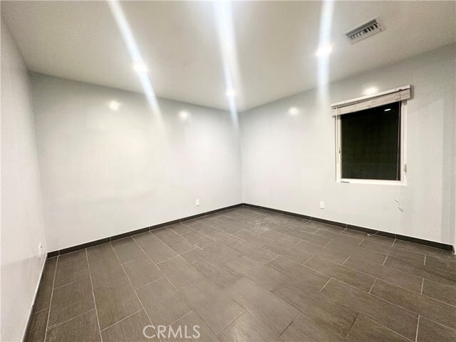 Building Photo - 15746 Magnolia Blvd